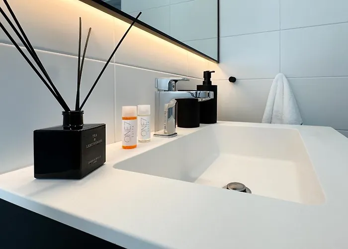 One7 The Sunrise Penthouse