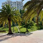 One7 The Sunrise Penthouse Εστεπόνα