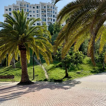 One7 The Sunrise Penthouse אסטפונה