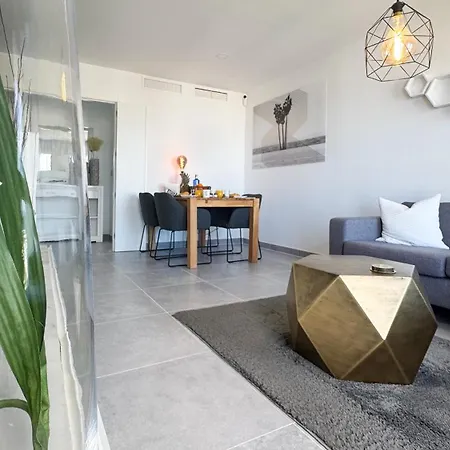 Apartamento One7 The Sunrise Penthouse Estepona