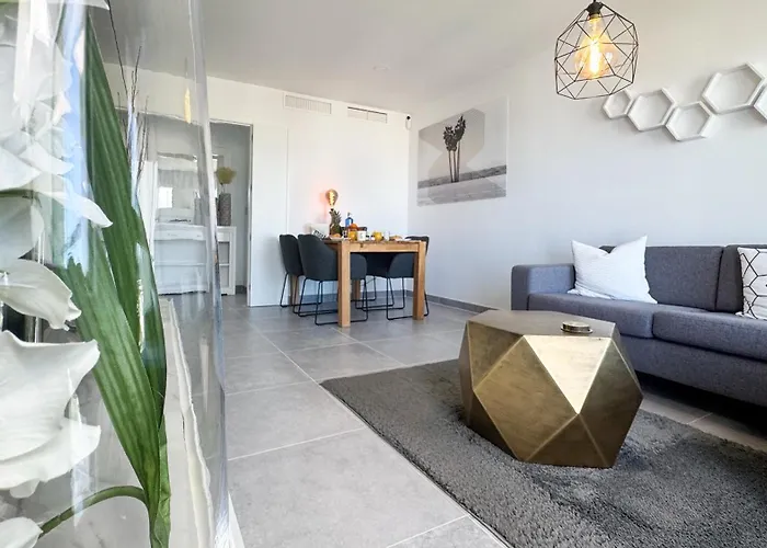 Apartamento One7 The Sunrise Penthouse Estepona