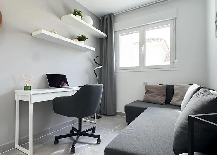 One7 The Sunrise Penthouse *